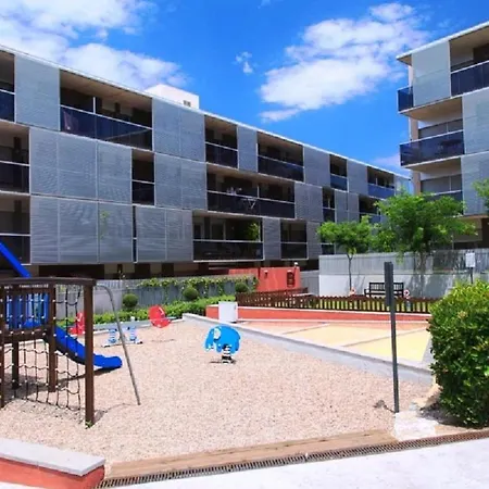 Apartment Paradise Village Hogaristic